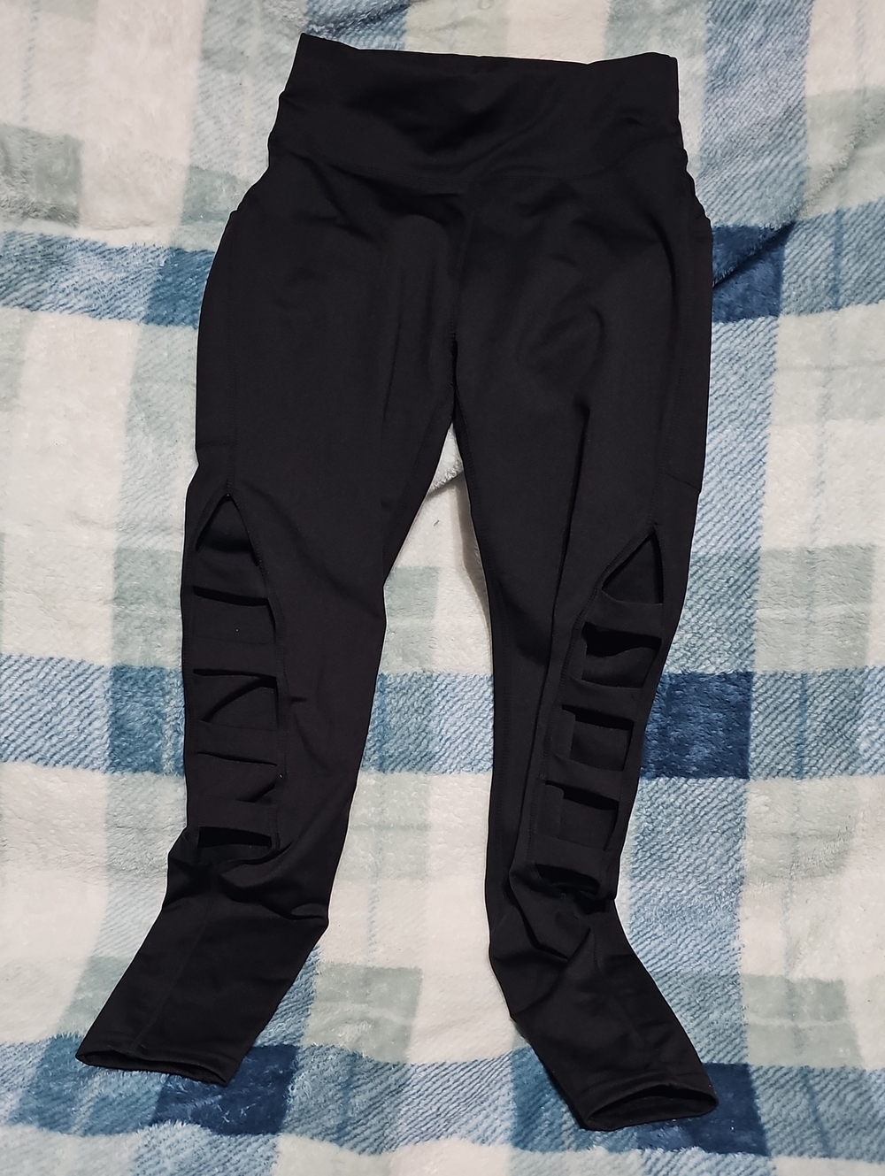 POP Fit Black High-Waist Cutout Leggings